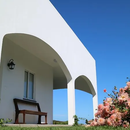 Quinta Da Susy * Altares